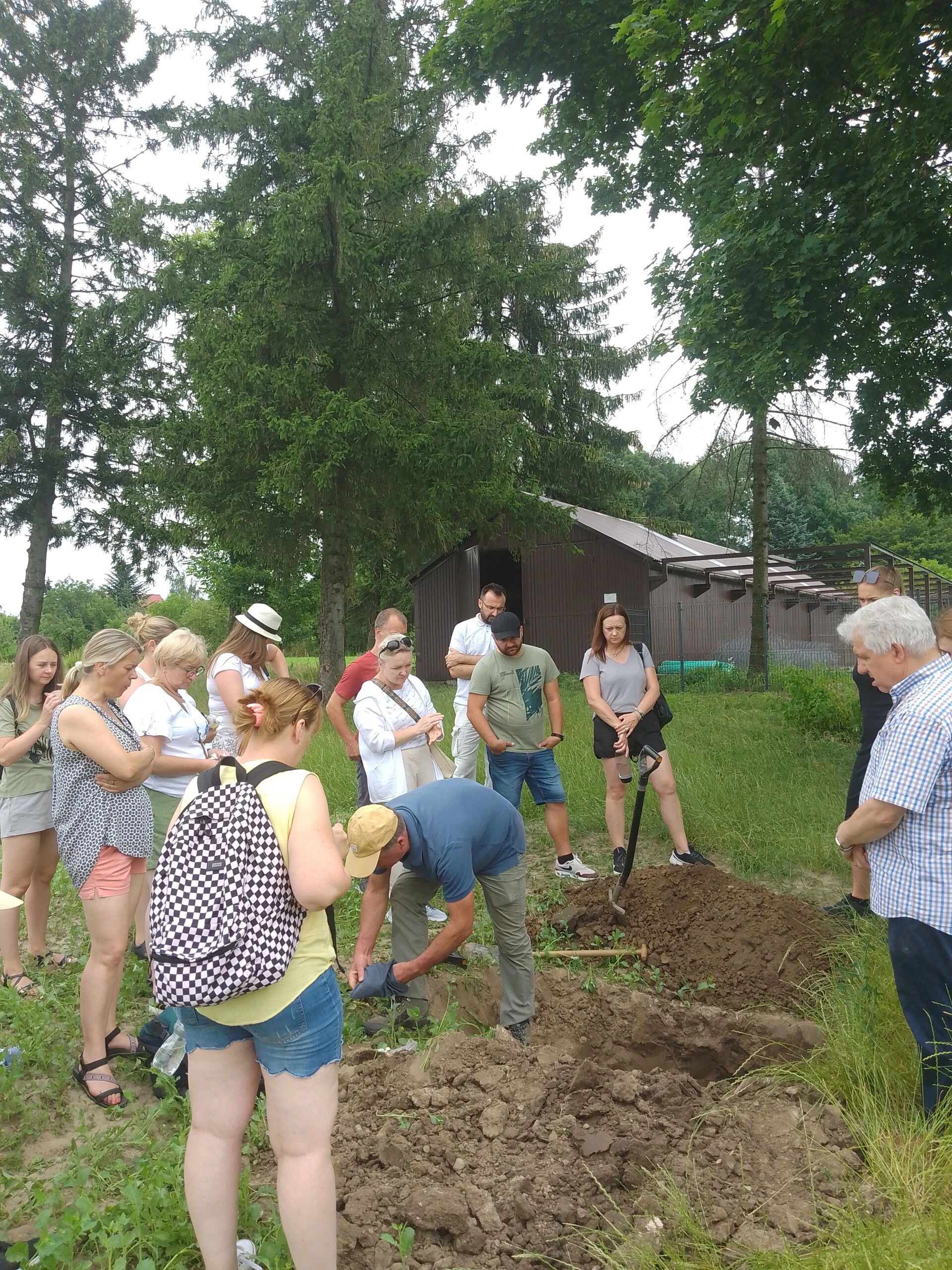 Studenci na zajęciach w kombinacie rolnym